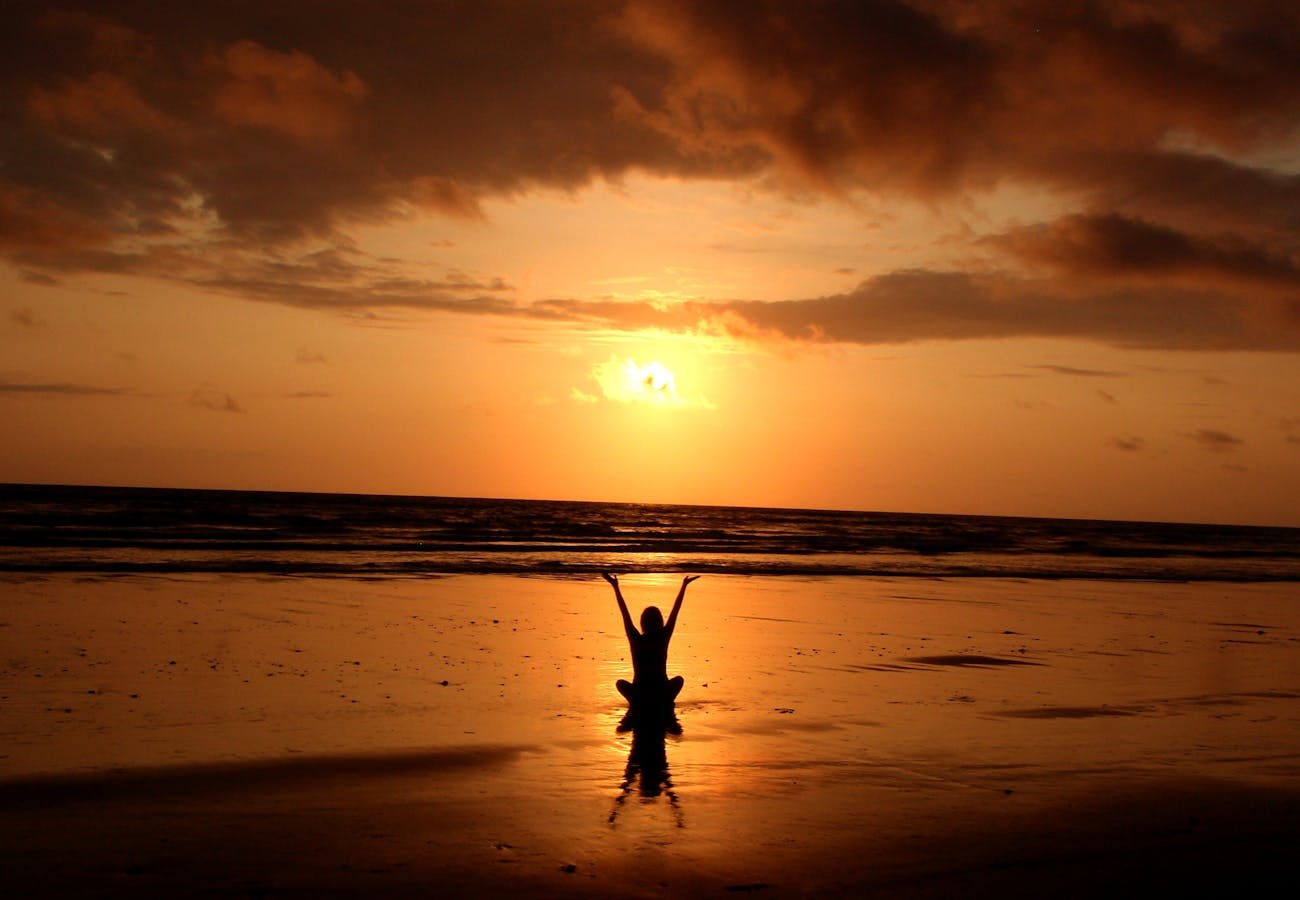 7 Benefits of Joining Yoga Classes with us.. join our fitness classes fitness performance personal training, gym, fitness coach, fitness gym.